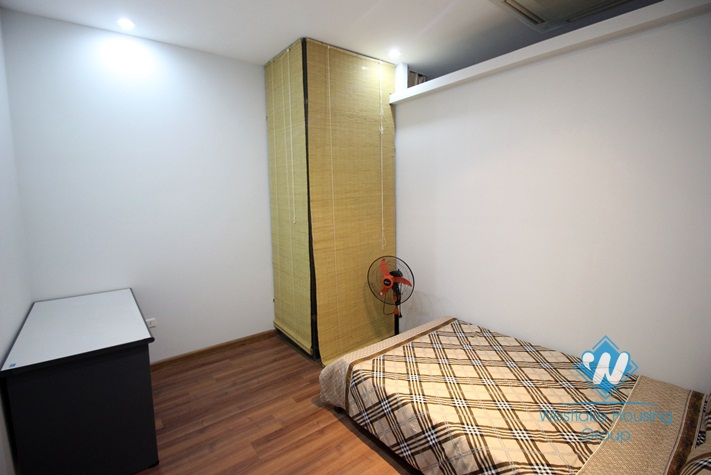 Apartment with 2 bedrooms for rent in Hai Ba Trung district, Ha Noi